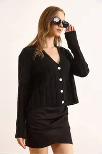 Olalook Women's Black Thick Ribbed Soft Textured Cardigan - Image 4