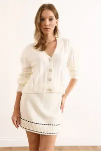 Olalook Women's White Thick Ribbed Soft Textured Cardigan - Image 4