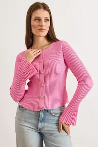 Olalook Women's Pink Gold Buttoned Spanish Sleeve Ribbed Cardigan - Image 2