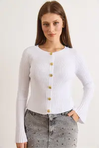 Olalook Women's White Gold Buttoned Spanish Sleeve Ribbed Cardigan - Image 4