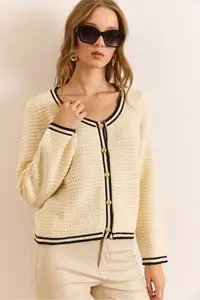 Olalook Women's Ecru V-Neck Stripe Detailed Textured Knitwear Cardigan