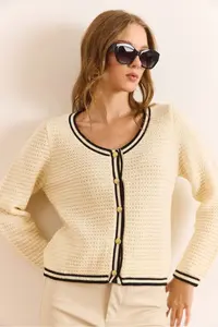 Olalook Women's Ecru V-Neck Stripe Detailed Textured Knitwear Cardigan - Image 6