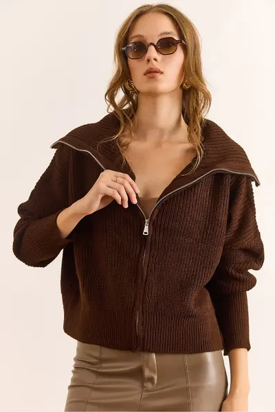 HRK-19000398-BROWN_1