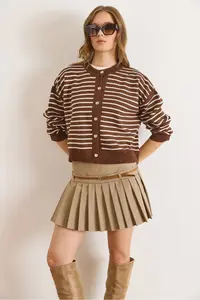 Olalook Women's White Brown Stripe Detailed Bicycle Cardigan Knitwear Cardigan - Image 5