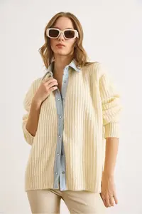 Olalook Women's Ecru Denim Detailed Stud Knitwear Shirt Cardigan - Image 4