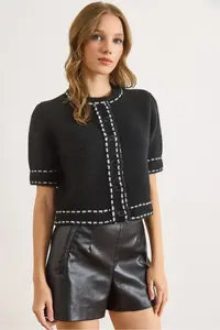 Olalook Women's Black Stripe Detailed Soft Textured Crop Beard Cardigan