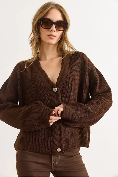 HRK-19000420-BROWN_1