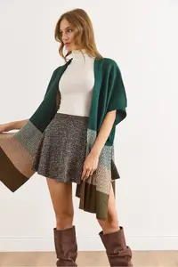 Olalook Women's Emerald Green Zigzag Patterned Poncho Cardigan - Image 6