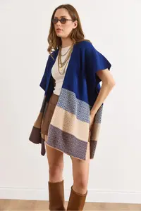 Olalook Women's Navy Blue Zigzag Patterned Poncho Cardigan - Image 6