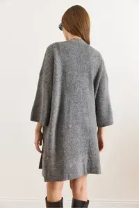 Olalook Women's Smoked Soft Textured Pocket Knitwear Cardigan - Image 4
