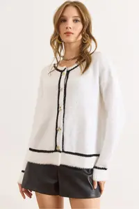Olalook Women's White Button Detailed Striped Beard Knitwear Cardigan