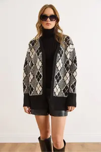Olalook Women's Black Diamond Pattern Soft Textured Thick Knitwear Cardigan - Image 2