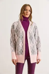 Olalook Women's Pink Diamond Pattern Soft Textured Thick Knitwear Cardigan - Image 4