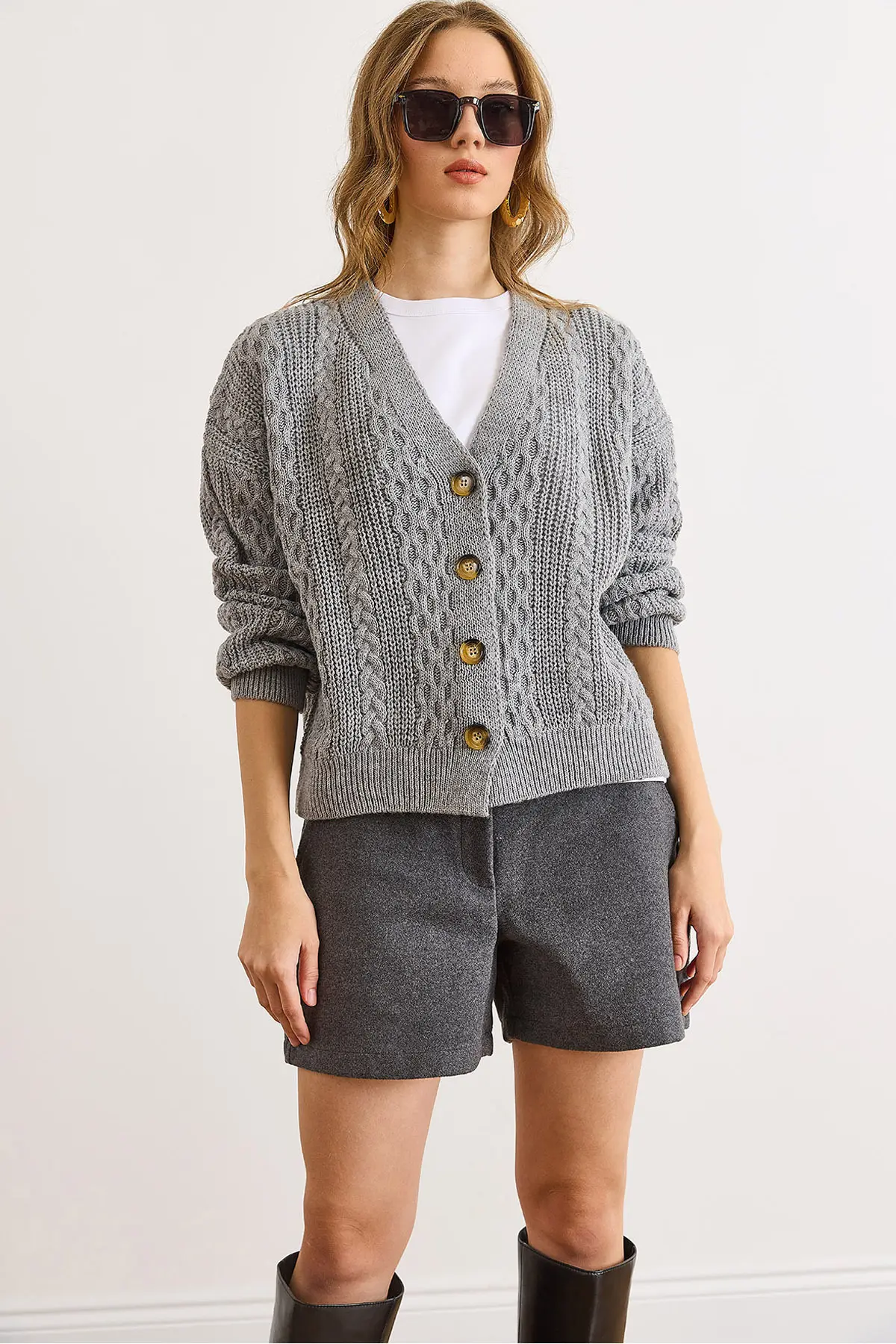 HRK-19000434-GRAY_1