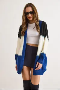 Olalook Women's Blue White Color Blocked Glitter Detailed Oversize Knitwear Cardigan - Image 6