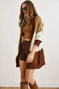Olalook Women's Camel Brown Color Blocked Glitter Detailed Oversize Knitwear Cardigan - Image 4