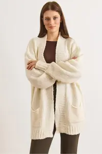 Olalook Women's Ecru Pocket Soft Textured Knitwear Cardigan