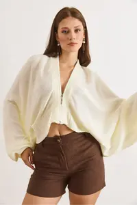 Olalook Women's Ecru Zippered Bat Loose Fit Cardigan - Image 6