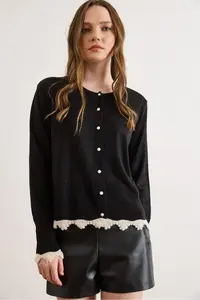 Olalook Women's Black Lace Detailed Thin Knitwear Cardigan - Image 3