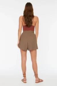 TRENDYOLMiLLA Brown Rahat Kesim Regular Waist Crepe/textured Knitting Shorts - Image 5