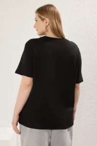 Trendyol Curve Black Stone Knitting Plus Size Tshirt - Image 4