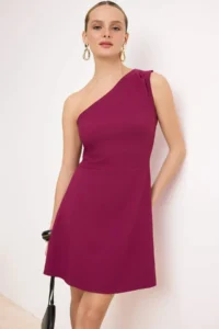 TRENDYOLMİLLA Plum Single Arm Skirt Opened at Waist Short / Mini Flexible Weaving Dress - Image 2