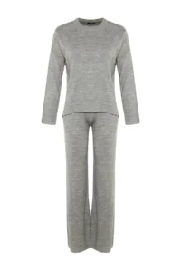 TRENDYOLMİLLA Gray Wide Pattern Basic Fitted Knitwear Top and Bottom Set - Image 8