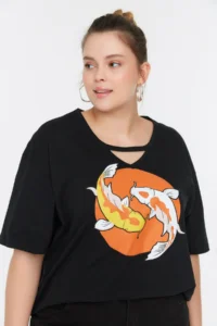 Trendyol Curve Black Oversized Fit Fish Printed 100% Cotton Knitting Plus Size T-Shirt - Image 3