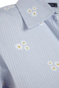 TRENDYOLMİLLA Mavi Striped flower patterned Cotton Oversized Wide Pattern Weaving Shirt - Image 12