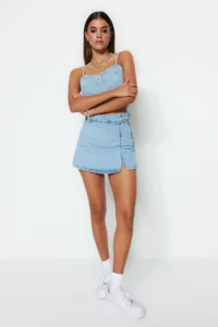 TRENDYOLMiLLA Mavi slit Mini denim Shorts Skirt - Image 2
