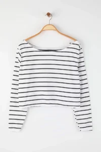 Trendyol Curve Multicolored 2 Sets Paket 100% Cotton Asymmetric Boat Neck Crop Knitting T-Shirt - Image 9