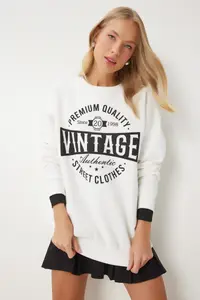 Happiness İstanbul Women's Ecru Printed Oversized Rose Gold Knitted Sweatshirt