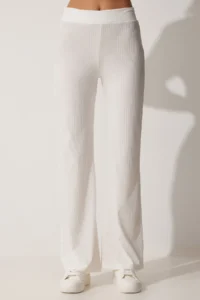 Happiness İstanbul Women's White Ribbed Stretchy Knitted Bottom Top Set - Image 5