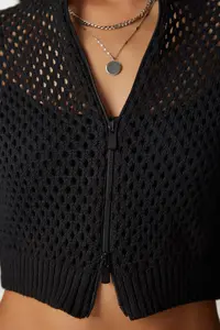 Happiness İstanbul Women Black Zippered Cellular Knitwear Cardigan - Image 7