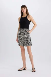 DeFacto High Waist Patterned Wide Leg Viscose Shorts - Image 2