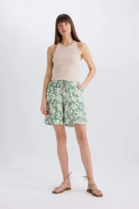 DeFacto High Waist Patterned Wide Leg Viscose Shorts - Image 3