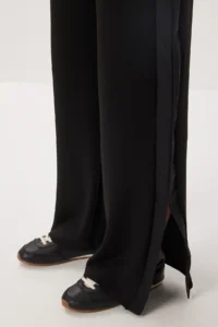 Lovelyİstanbul Oversize Slit and Parachute Garnished Modal Suit  BLACK - Image 6