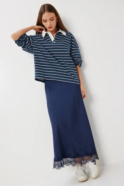 Lovelyİstanbul Lace Detailed Satin Midi Skirt  Navy Blue