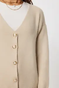 Lovelyİstanbul Soft textured buttoned Knitwear Cardigan  Beige - Image 4