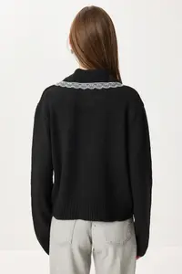 Lovelyİstanbul Lace Detailed buttoned Knitwear Cardigan  Black - Image 5