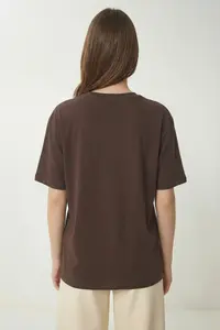 Lovelyİstanbul Teddy Bear Crest Printed Oversize Knitted T-shirt  BROWN - Image 4