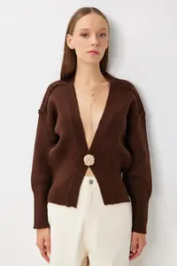 Lovelyİstanbul Chic buttoned Knitwear Cardigan  Brown - Image 3