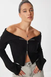 Lovelyİstanbul Zippered Crop Knitwear Cardigan  Black - Image 2