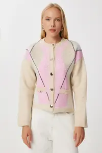 Lovelyİstanbul Diamond Patterned Buttoned Knitwear Cardigan  BEIGE PINK - Image 3