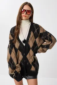 Lovelyİstanbul Diamond Patterned Wool Effect Knitwear Cardigan  BLACK BISCUIT