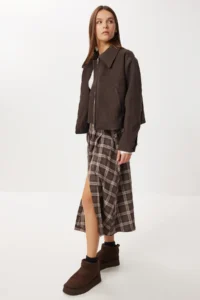 Lovelyİstanbul Belted Checkered Flared Woven Skirt  BROWN MINK - Image 3