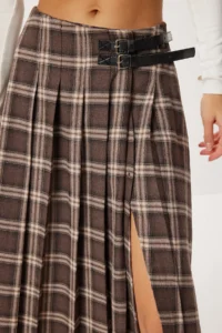 Lovelyİstanbul Belted Checkered Flared Woven Skirt  BROWN MINK - Image 6
