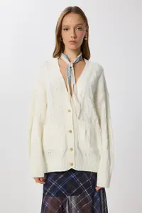 Lovelyİstanbul Hair Braided buttoned Knitwear Cardigan  Ecru - Image 3