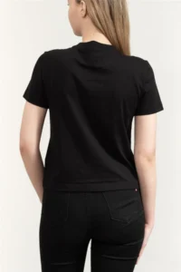 Calvin Klein Ss Fitted Script Te Women Crew Neck T-Shirt - Image 3