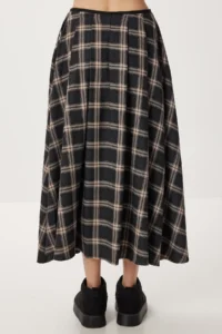 Lovelyİstanbul Checkered flared Weaving Skirt  Anthracite Mink - Image 5